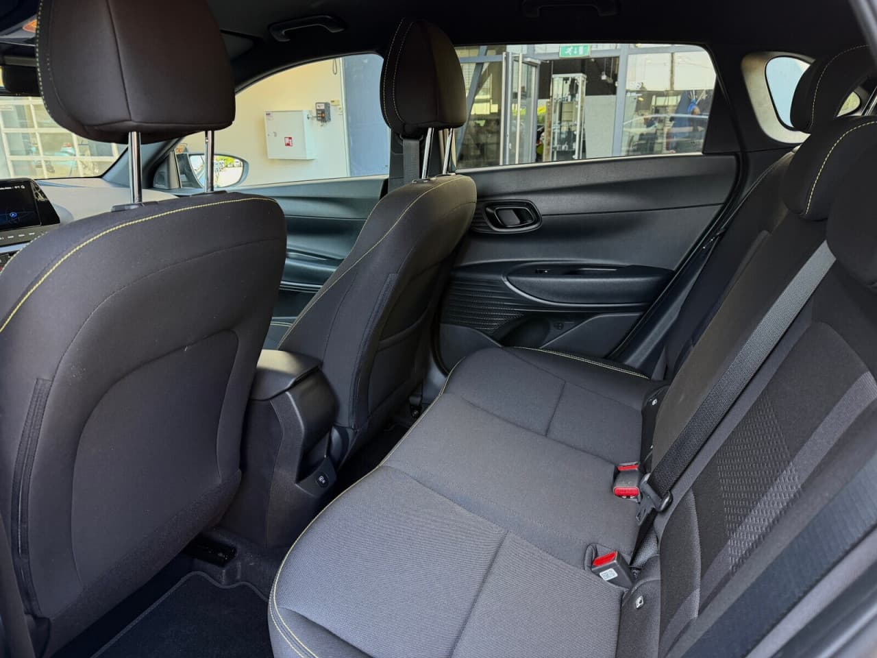 Hyundai i20 - zdjęcie 13